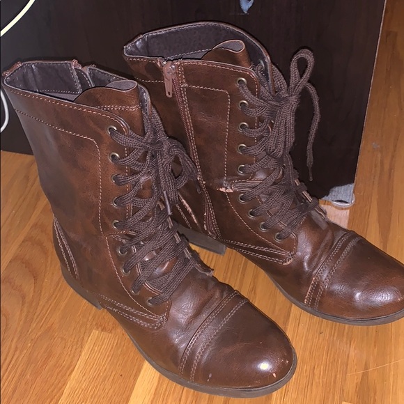 Candie's Shoes - brown combat boots